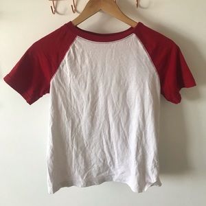 RED BASEBALL TEE